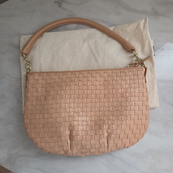 Clare V Petit Moyen Woven Crossbody Bag In Bisque - Picture 10 of 12